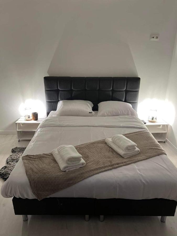 Ruime Luxe Kamer In Centrum Brugge Met Badkamer! Exteriör bild